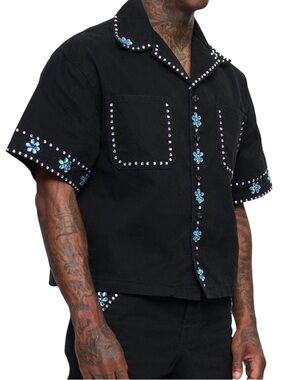 Valabasas ‘Under Pressure’ Rhinestone Embellished Crop Button Down - size M